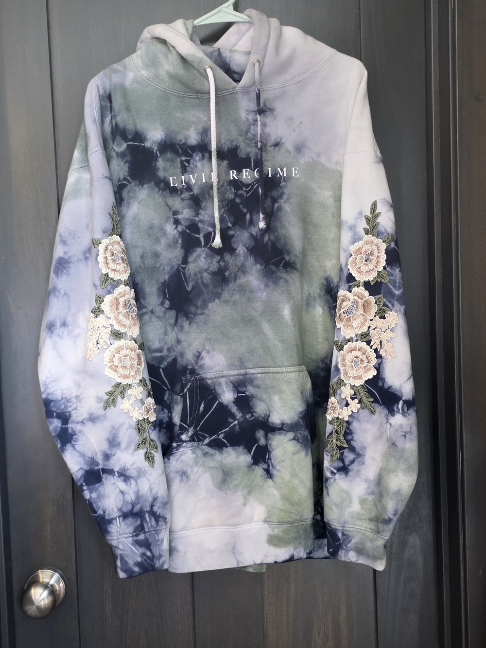 Civil Regime X Roses Ocean Lightening